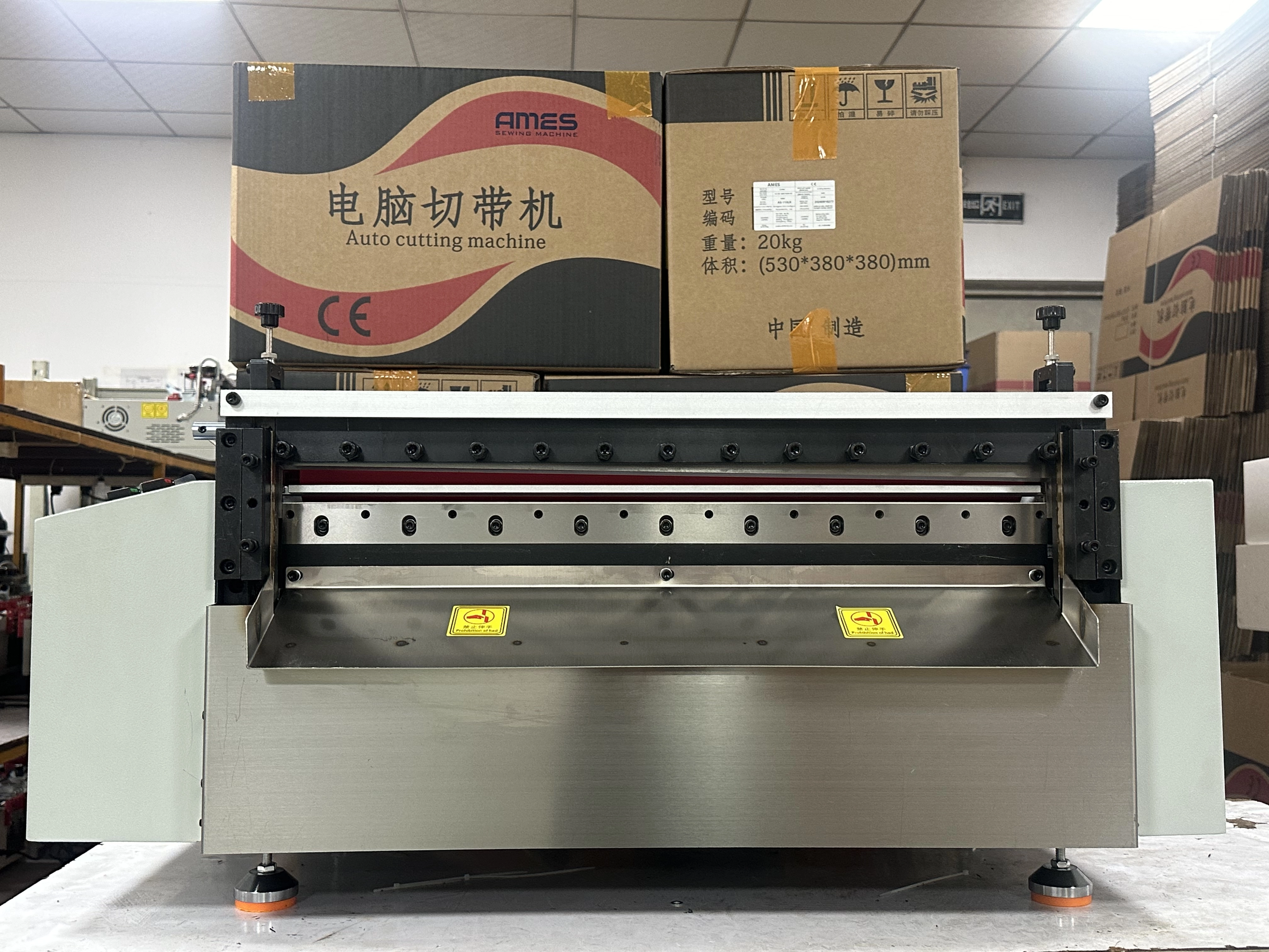 Ames 60 cm Otomatik Soğuk  Boru / Hortum / Kumaş/Cırt/ Giyotin  Kesim  Makinası  -AS-600LR-60CM